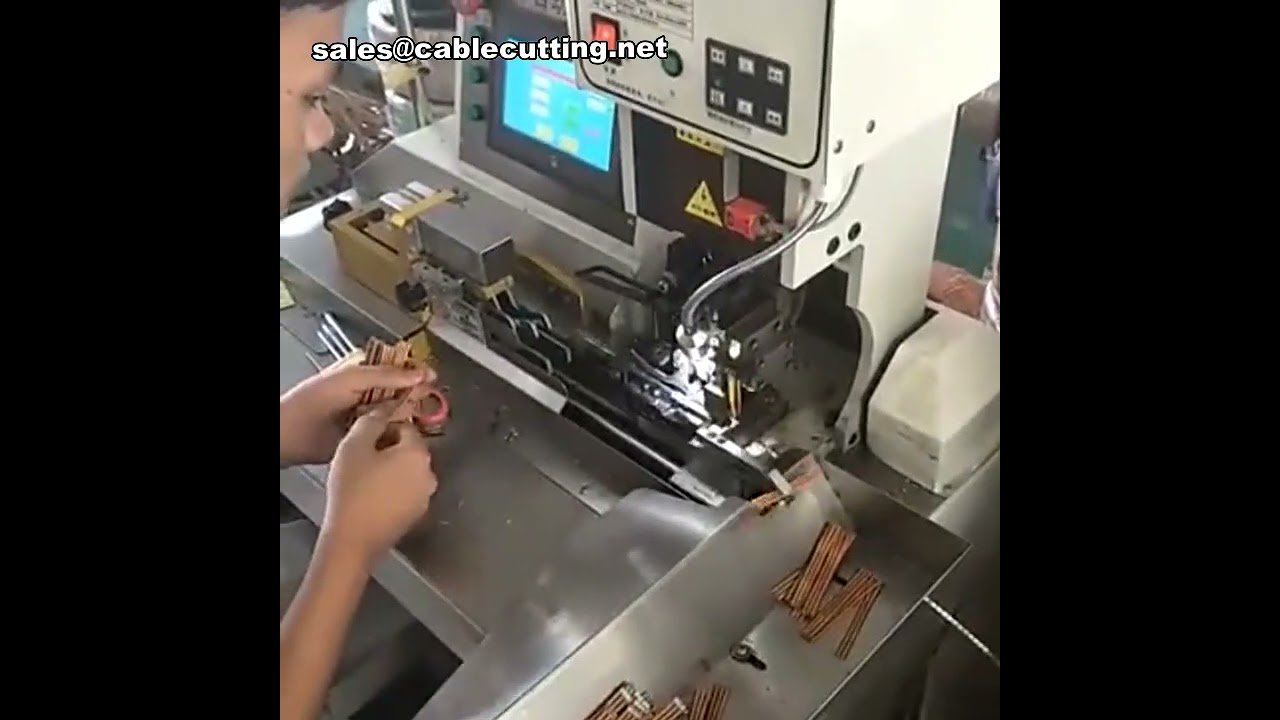 Mehrfach-Kabelcrimp-Automat | Strippen & Crimpen in einem Durchgang