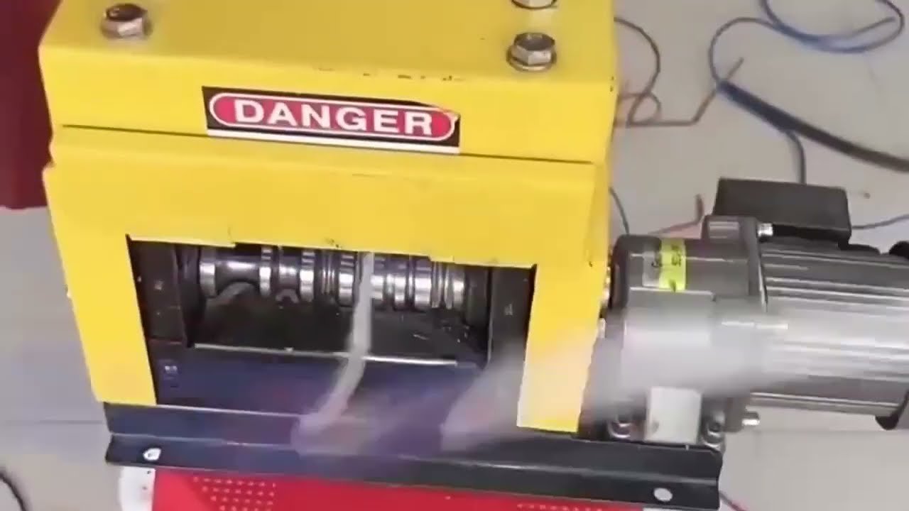 Neue Mini Elektrische Automatische Kupferkabel Abisoliermaschine mit 710 Klingenmesser für Drahtdurchmesser