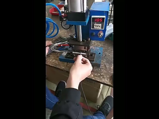 WPM-3FA Heizdraht-Abisolierermaschine: Präzise Automatisierung für Ihre Produktion