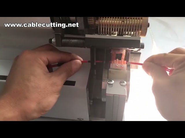Automatische Bandwickelmaschine für Kabel und Drähte | Hochgeschwindigkeits-Bandwickelsystem