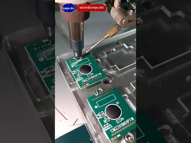 Desktop-Automatiklötmaschine 5-Achsen Lötroboter mit Drehachse – Präzises Löten für Kabelbäume