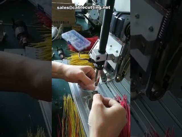 Lötmaschine für Semi-Micro-Schalter und Steckverbinder – Industrielle Drahtlötlösung