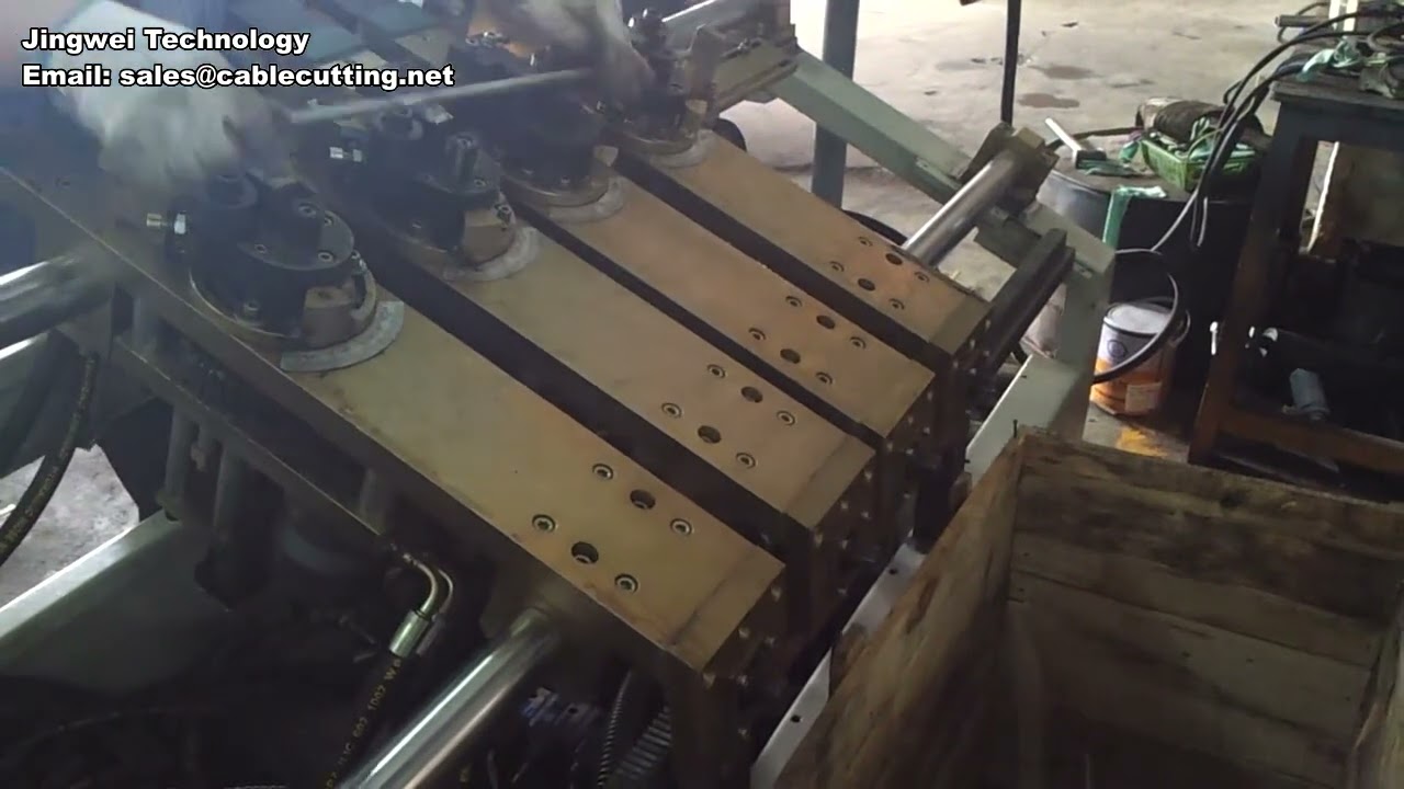 Präzise Federwickelmaschine für Stahldraht- und Litzenfedern aus Hochkohlenstoffstahl