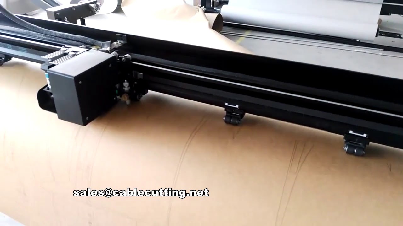 Automatischer Messerplotter: Hochpräzises Schneiden für Industrie und Handwerk