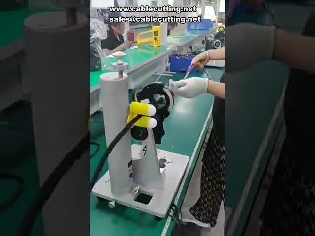Handgehaltene PVC-Isolierband-Wickelmaschine – Effizientes Kabelbaum-Wickeln für die Automobilindustrie