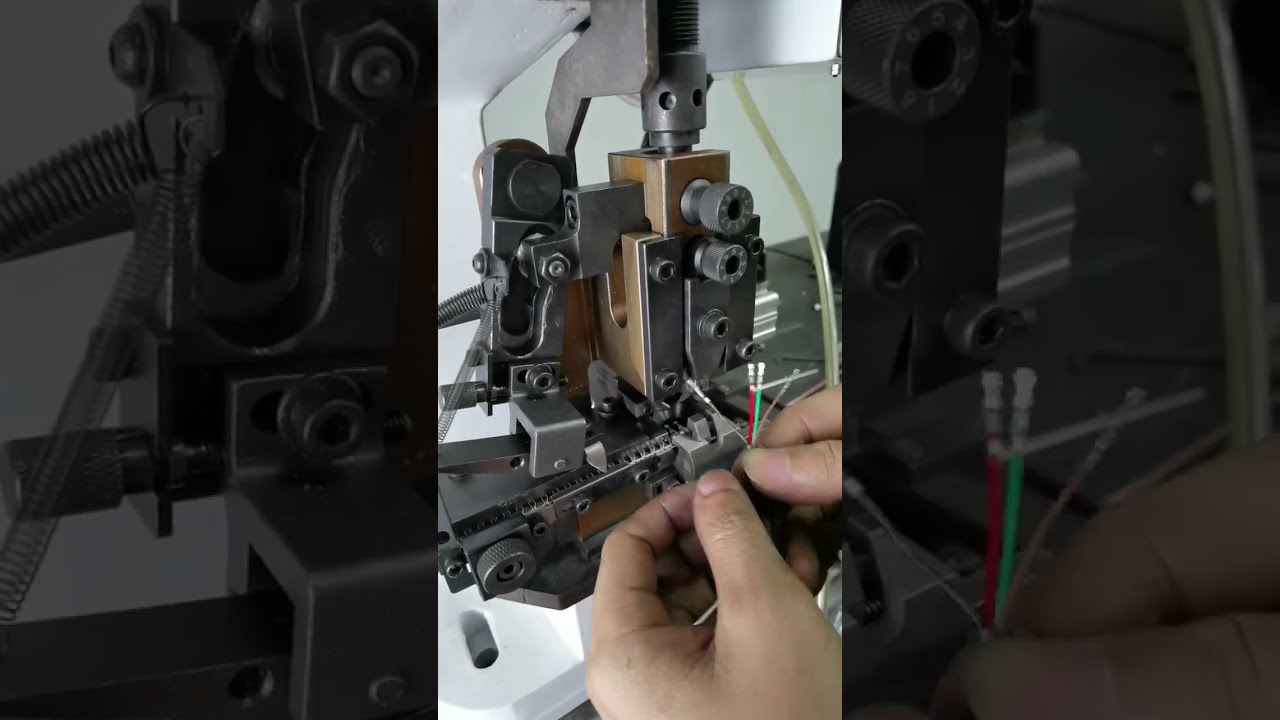 All-in-One Maschine: Kontinuierliches Abisolieren & Crimpen für Kabelverarbeitung | Fabrik