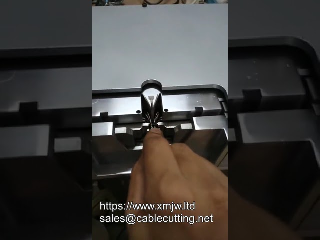 Hochpräzise automatische Kabelabisolier-Maschine für HDMI-Kabel