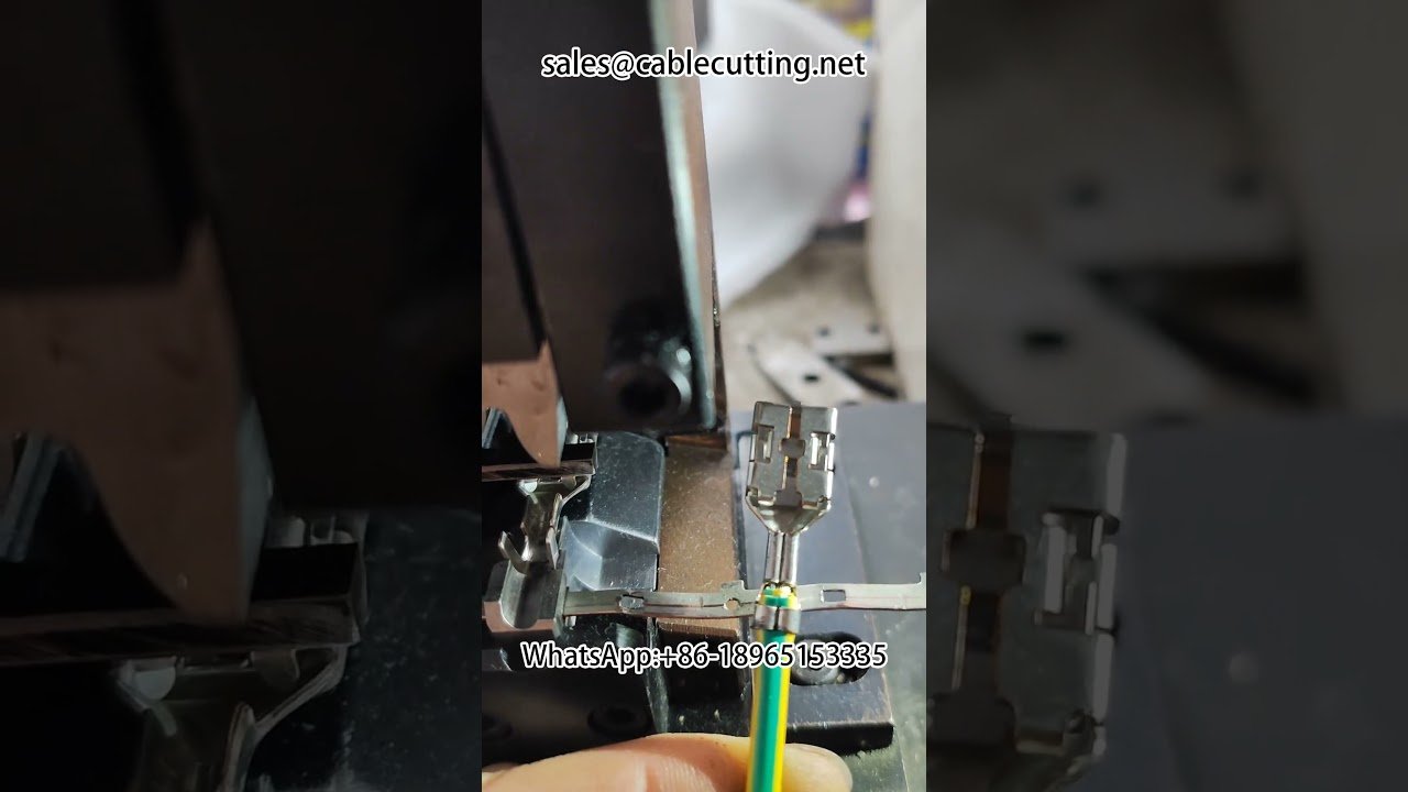 Professionelle Terminal-Maschine für Kabelbäume | Automatische Abisolier- und Crimp-Maschine