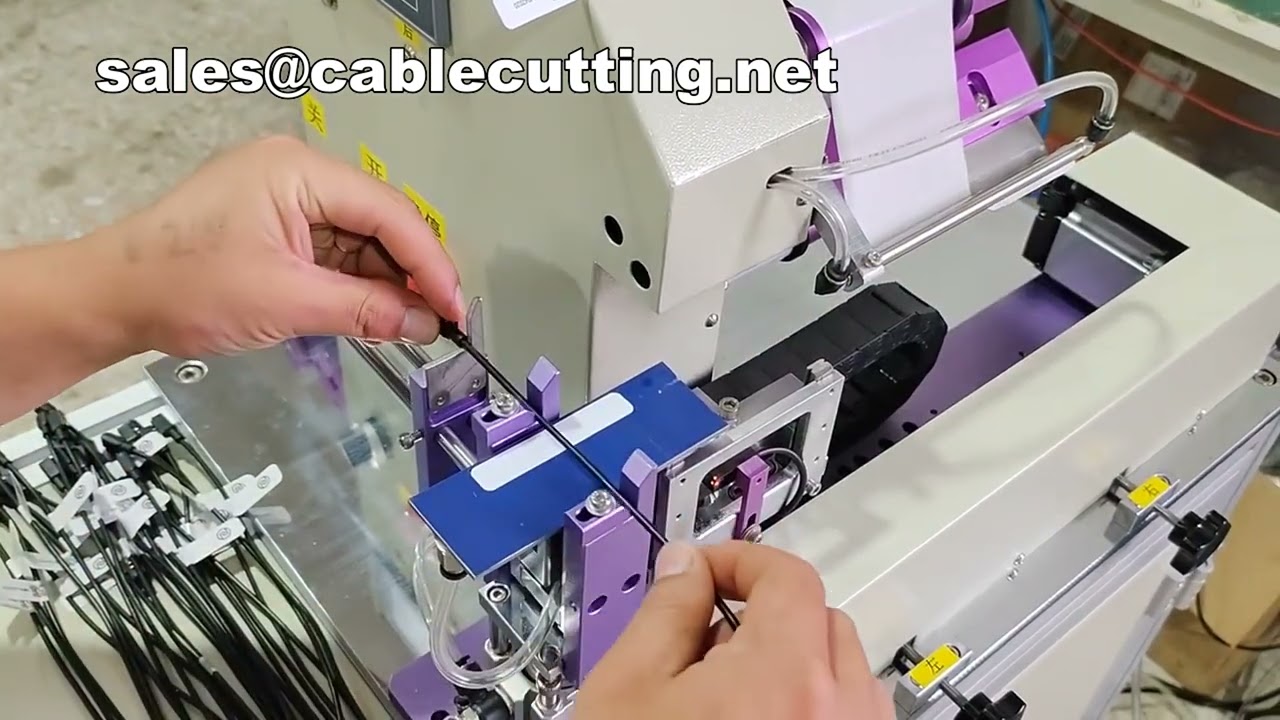 Hochgeschwindigkeits-Faltetikettiermaschine für Kabel & Drähte – Flaggen-Etikettierer
