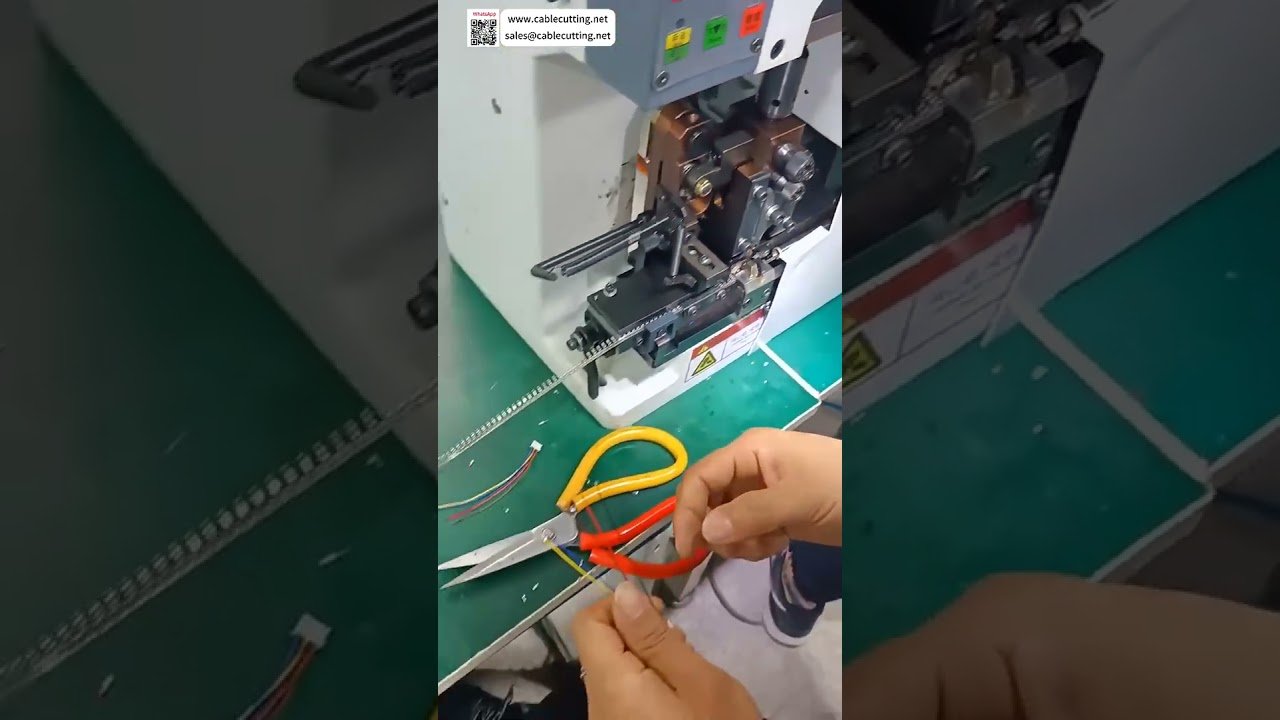 Hochgeschwindigkeits-Abisoliermaschine & Crimp-Maschine – rein elektrisch, umweltfreundlich, luftfrei