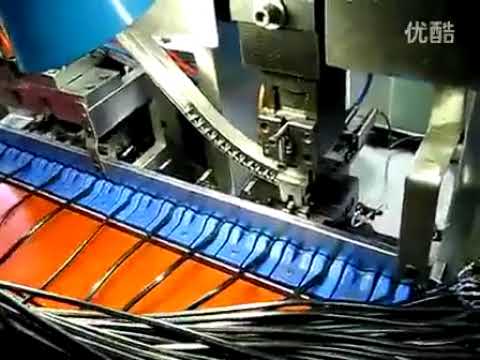 WPM-203-C: 2-polige Steckerblatt-Kontaktmaschine für effiziente Kabelverarbeitung
