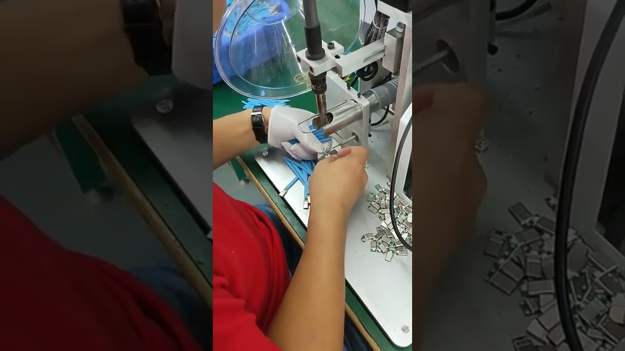 Semi-automatische Multifunktions-Lötmaschine für Mikroschalter und Steckverbinder