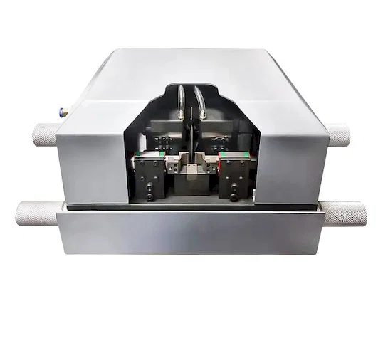 Mehrkern-Parallel-Drahtabisolierer WPM-012 - Mehrader-Drahtabisolier- und Verdrillmaschine